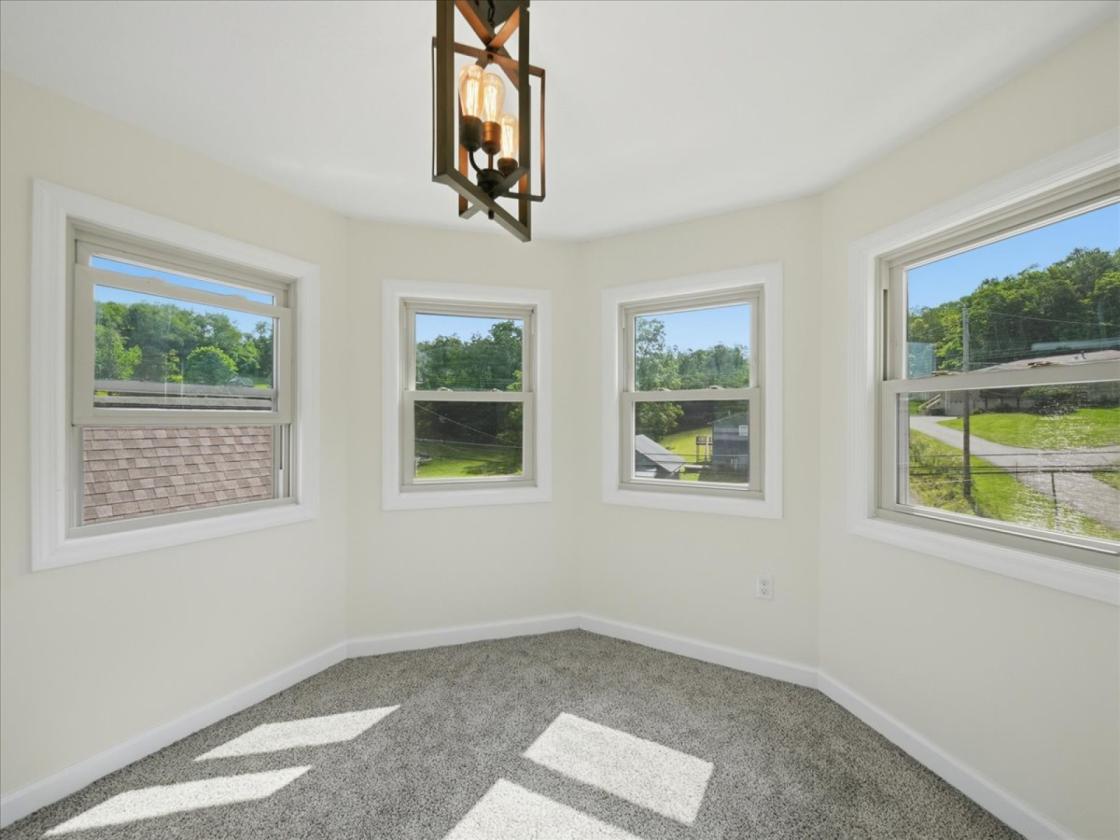 Restored 1880s Victorian Estate on 27 Private Acre - photo 21