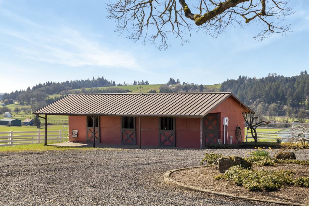 Turn-Key Equestrian Property with Trainer Quarters - photo 27