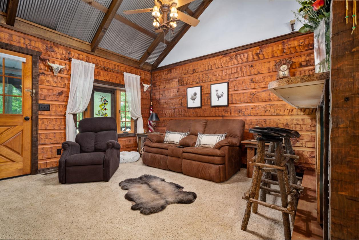 Escape to Your Equestrian Paradise - photo 9