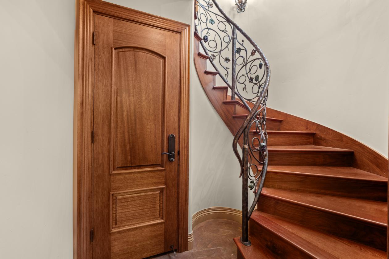 116-Acre Luxury Equestrian Estate & Vineyard - photo 23
