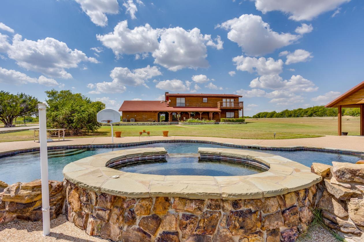 67-Acre Working Ranch & Luxury Log Home - photo 29