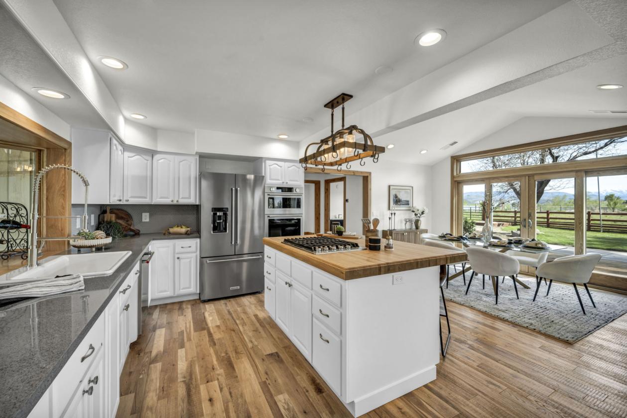 1.5 MILLION DOLLAR REMODELED HORSE ESTATE - photo 23