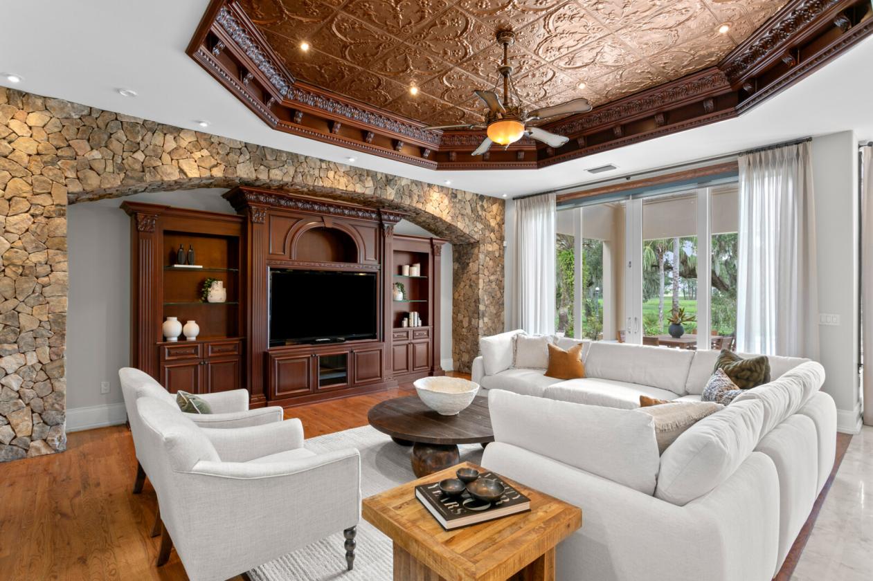 The Villa at Four Pines - photo 12