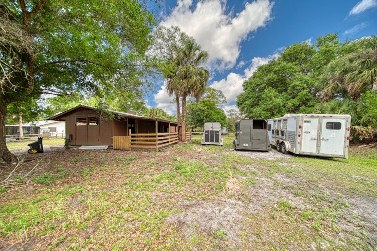 Palm City Farms: 5 Acres Near Scenic Riding Trails - photo 8