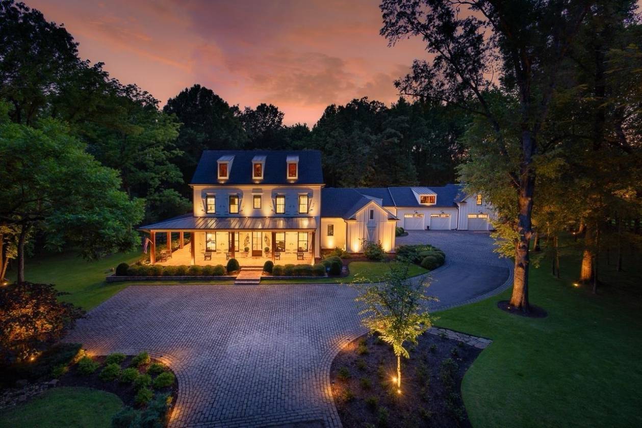 Horse Property for sale.
