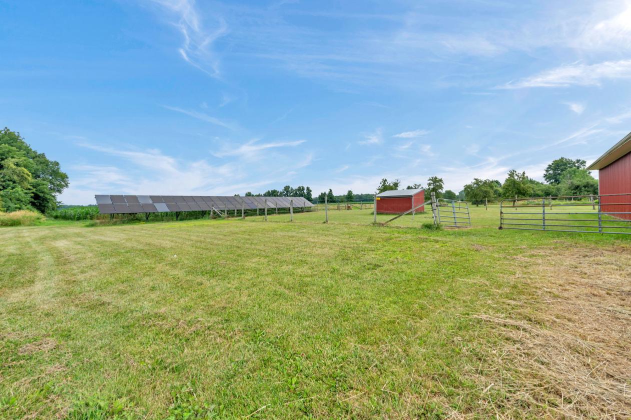 Home and Equestrian Farm on 10 Acres - photo 13