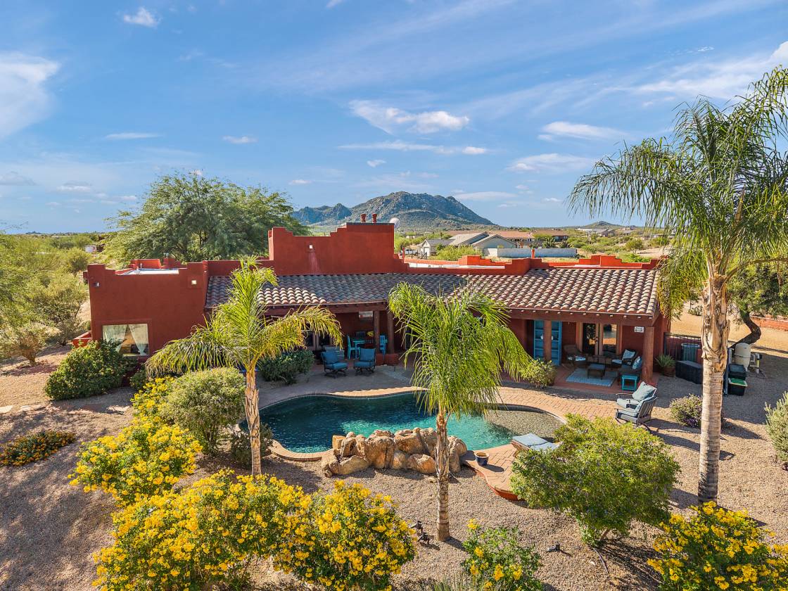 Horse Property for sale.