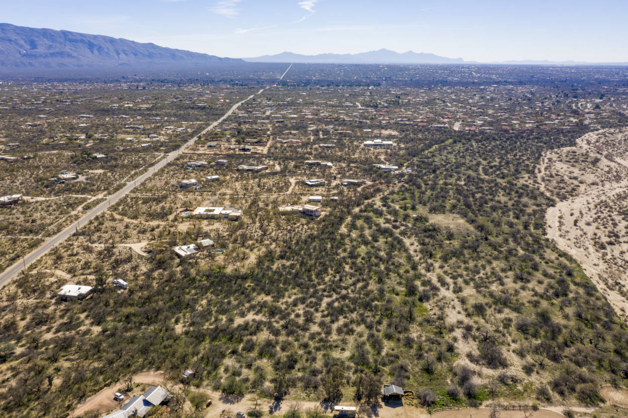 9.95 Acres of Horse Property in the Tanque Verde Valley... Tucson