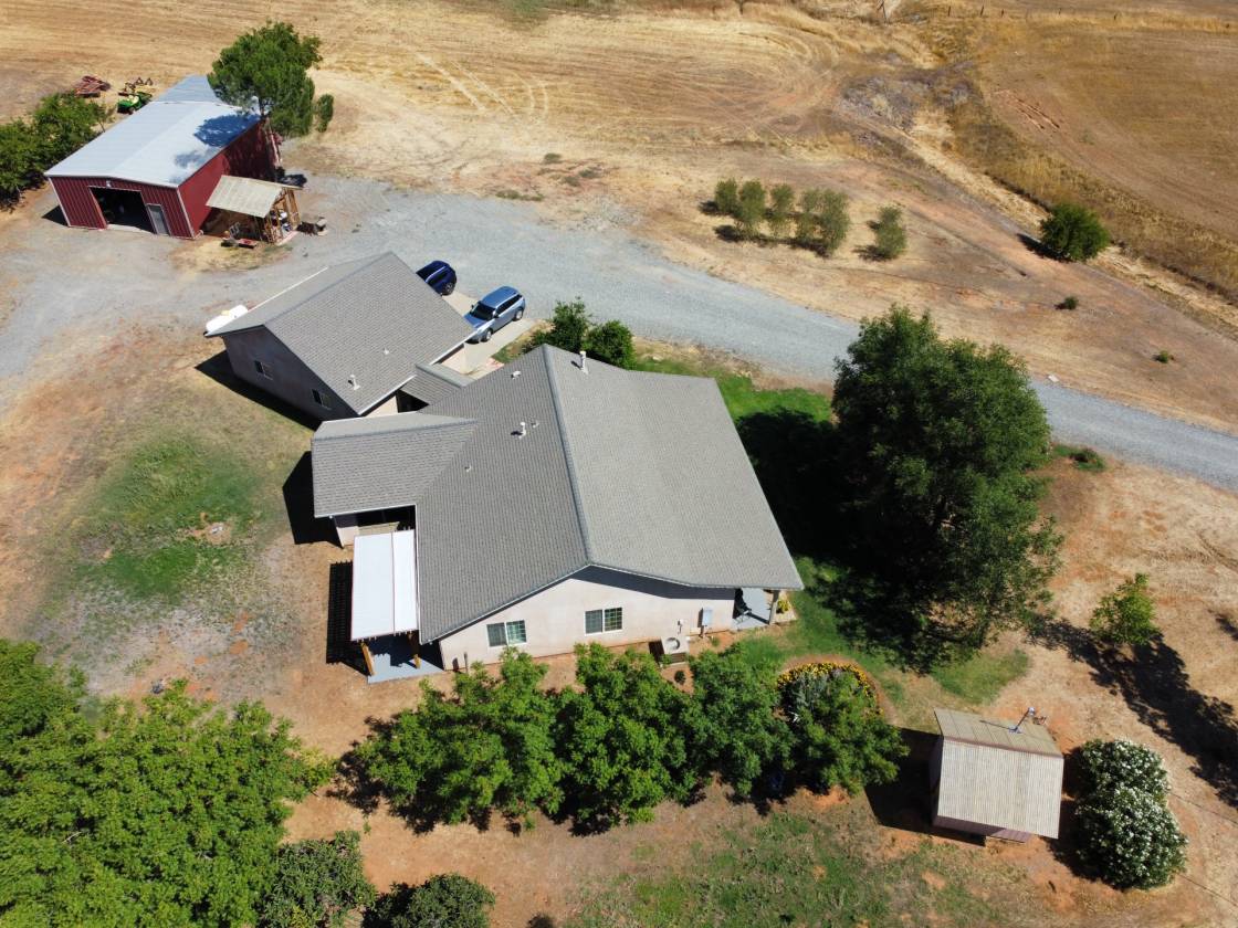 Horse Property for sale.