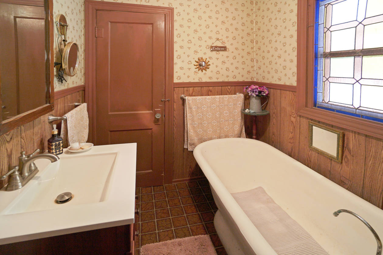 Horse farm For Sale Jackson, Jackson County, Michigan