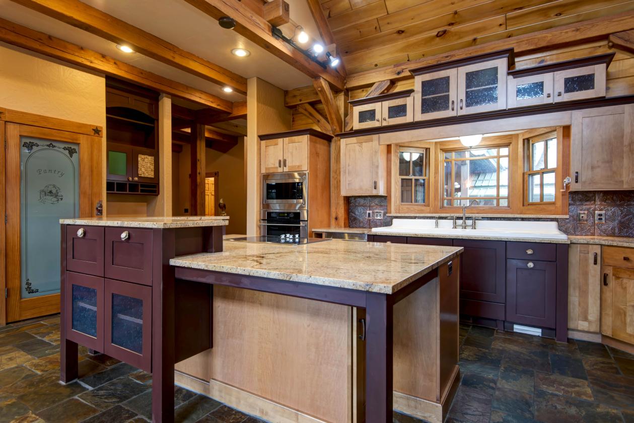 Gated estate located on a gently rolling 33 acres - photo 13