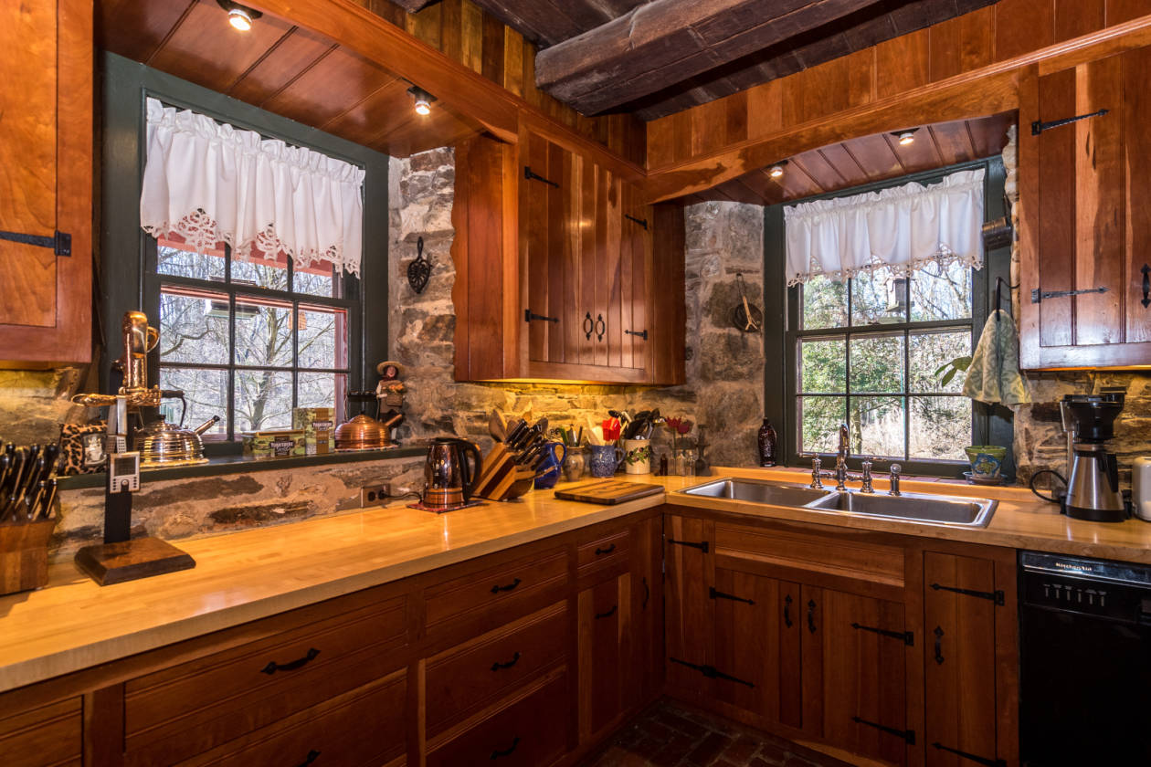 TO "FEATHER HILL FARM" Cochranville, Chester County