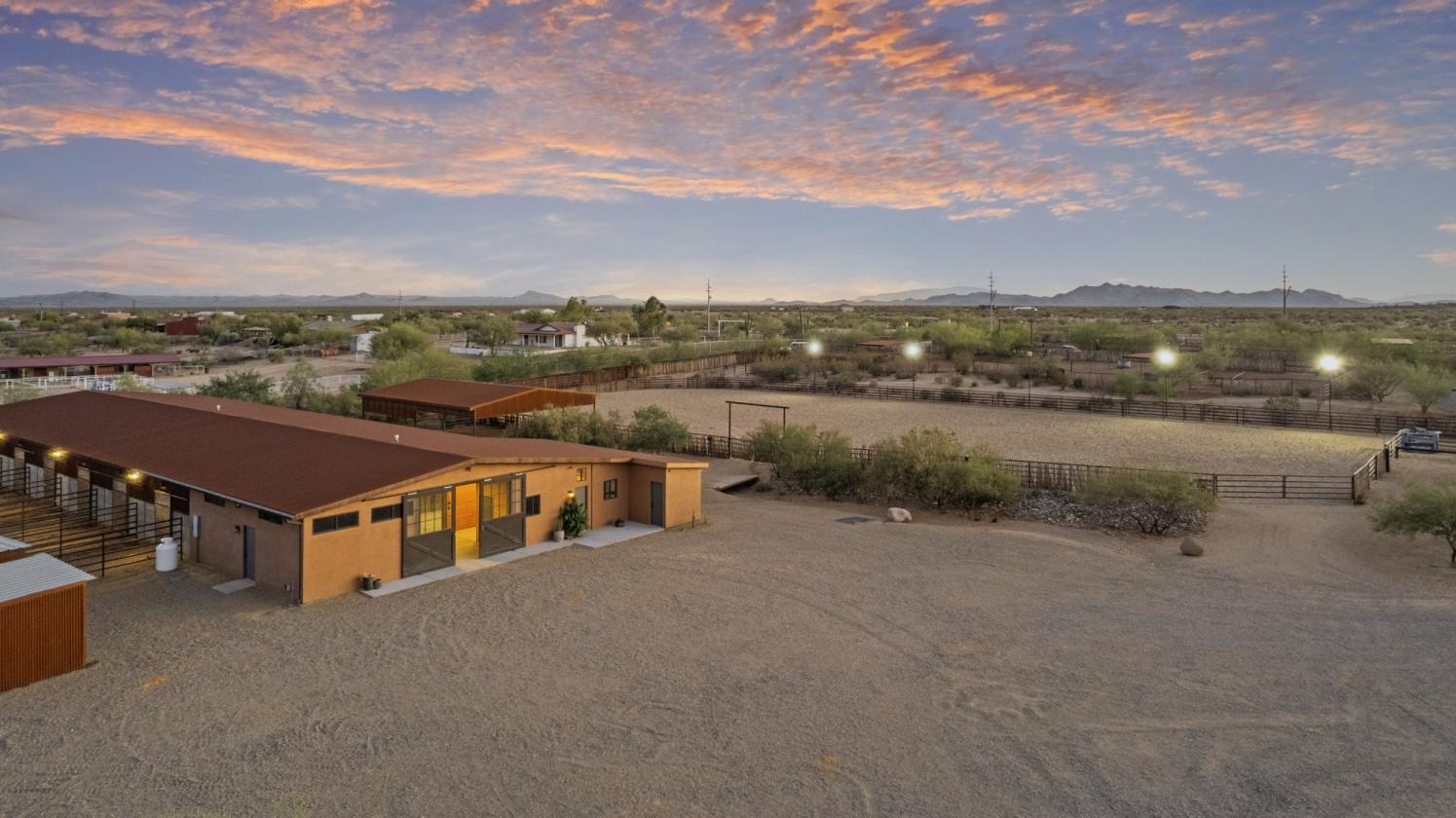 Secluded Luxury Equestrian Property: Turner Ranch - photo 3