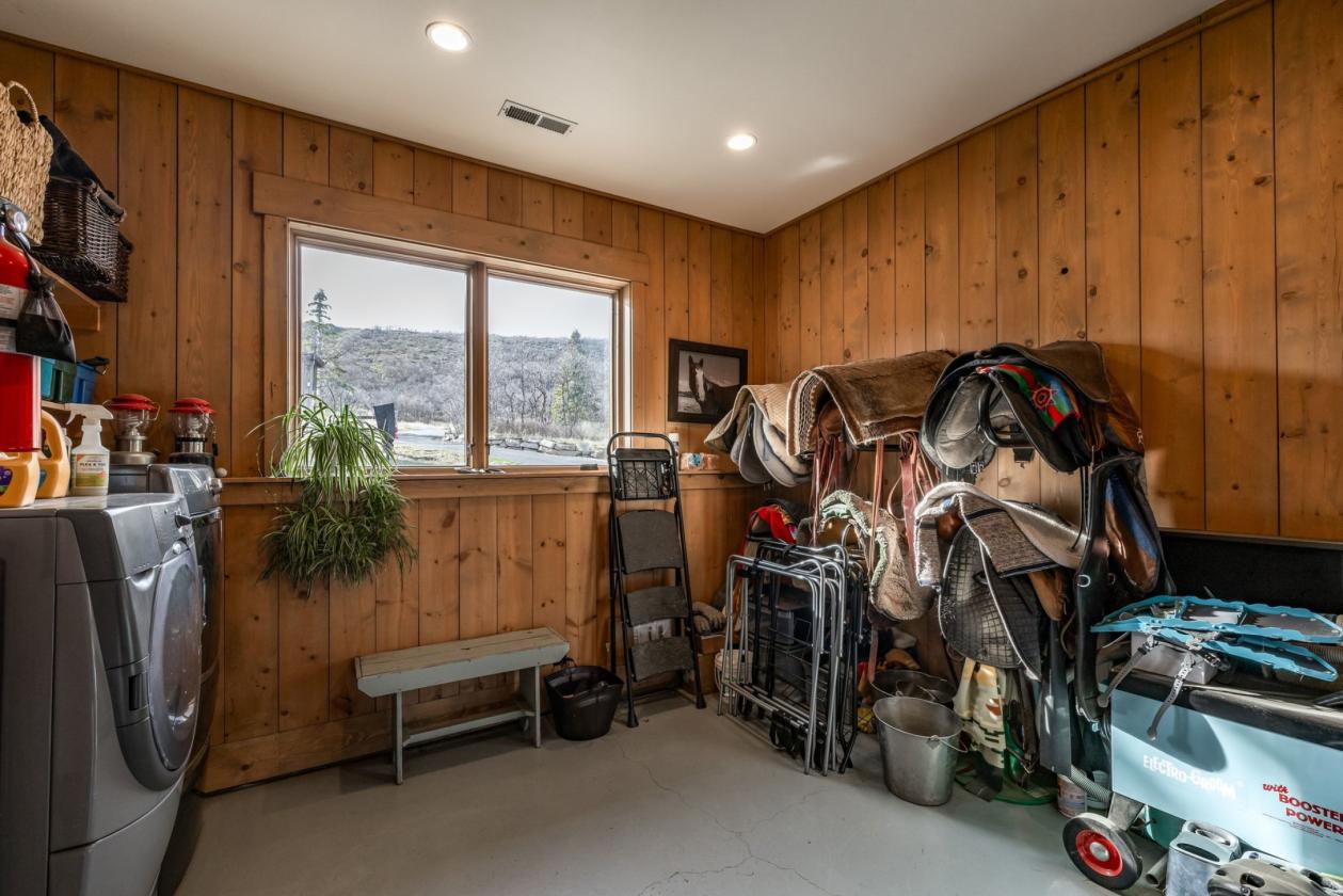 Extraordinary Equestrian Estate with Wasatch Mtn Views - photo 25