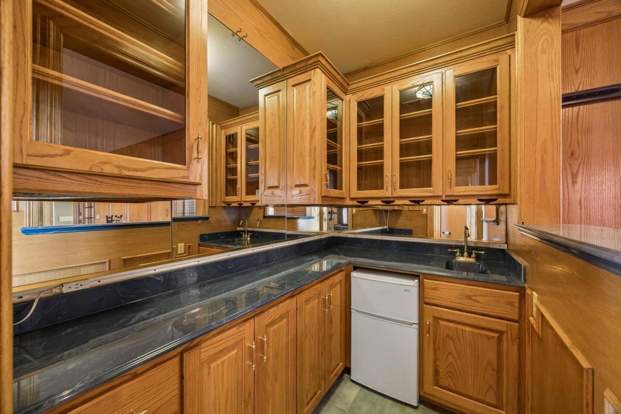 LUXURY MEETS COUNTRY LIFE ON 7.5 PICTURESQUE ACRES - photo 16