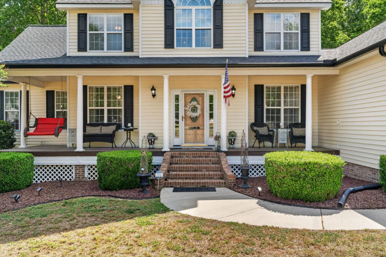 Custom Home on 3+ Horse-Ready Acres - photo 5