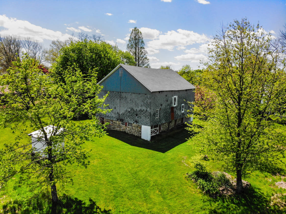 17 Acres Bucks County PA with Stone Farmhouse, Guest... Quakertown