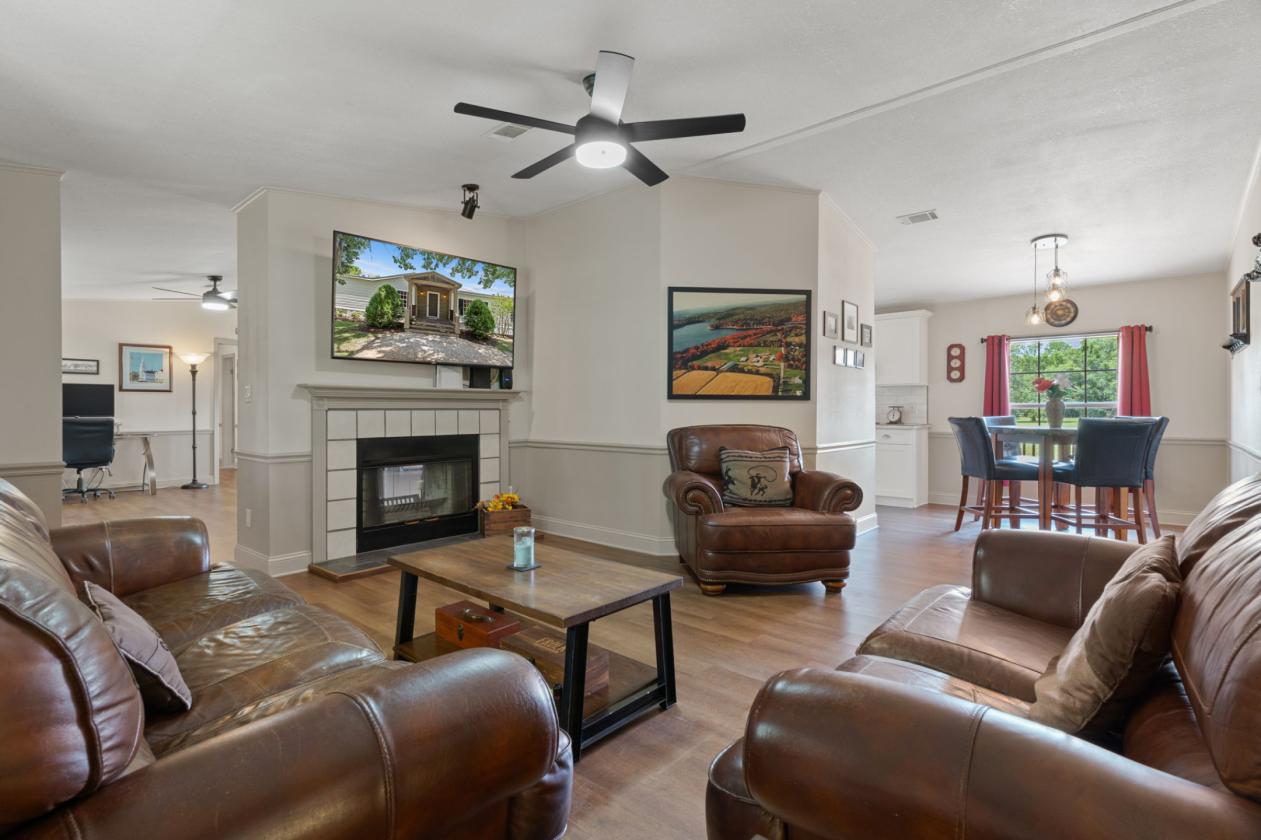 Equestrian opportunity on 2.5 AG-zoned acres - photo 8