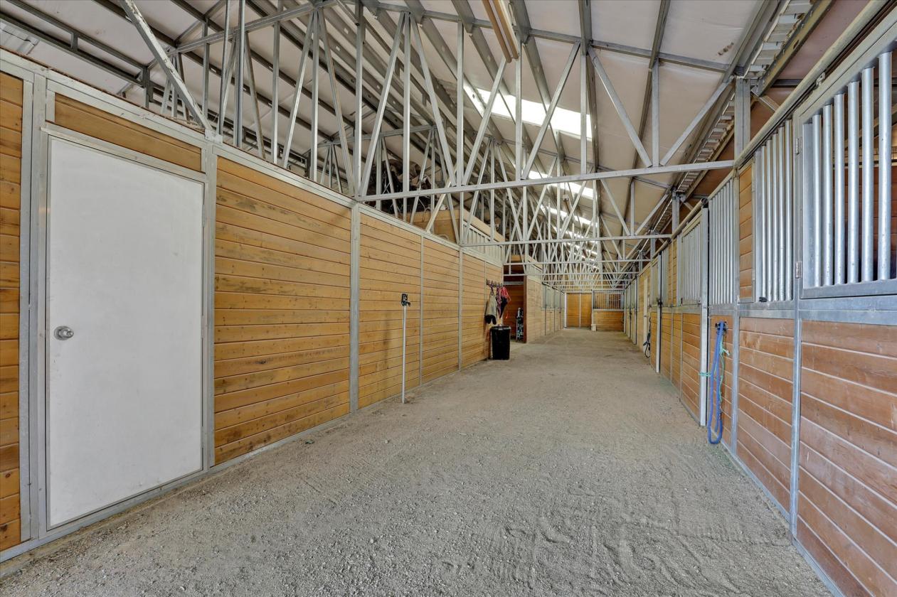 Turnkey Equestrian facility on Idaho/WA State line - photo 8