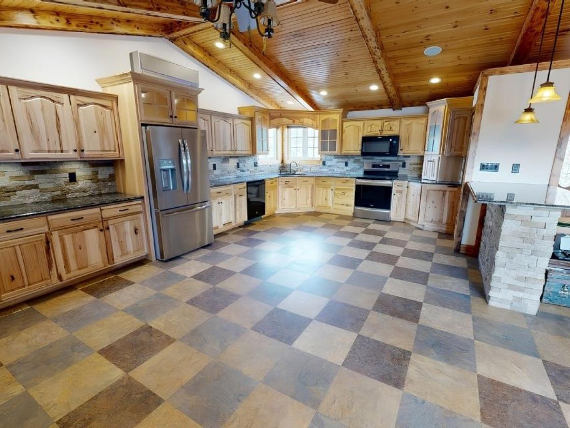8BR Estate on 44.55 Acres with Equestrian Setup - photo 7