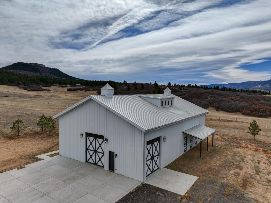 36 Acres of Rocky Mountain Views with Barndominium - photo 1