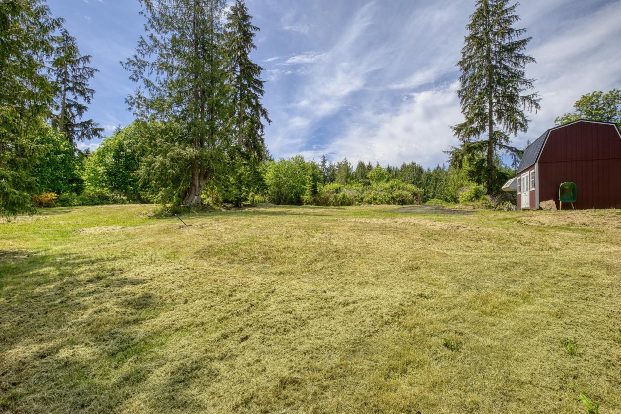 PNW Acreage with trails for Equestrians! - photo 9