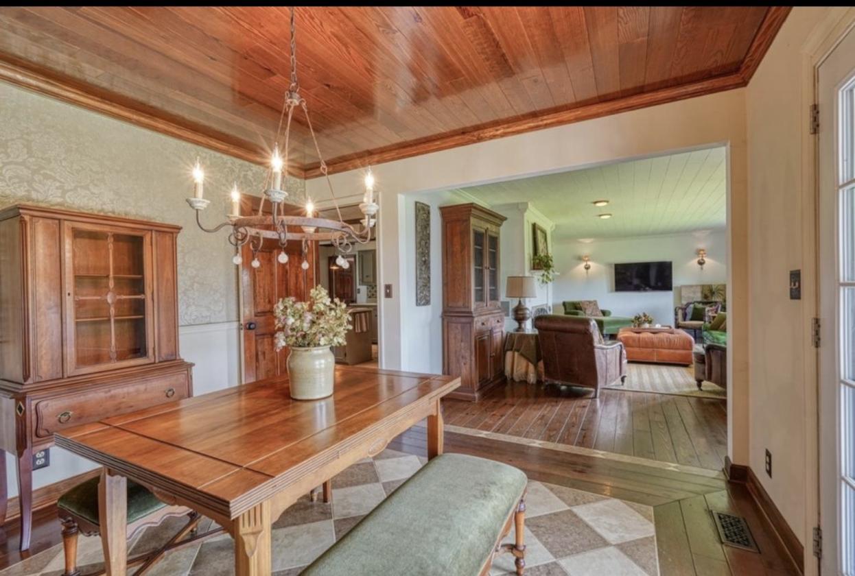 Beautiful Equestrian Property - photo 13