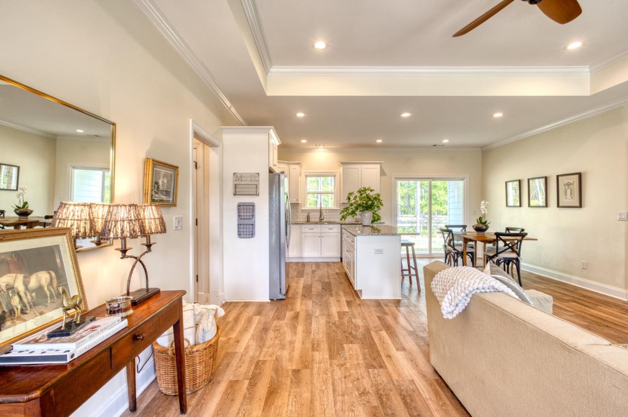 An Equestrian retreat in the heart of Bridle Creek - photo 4