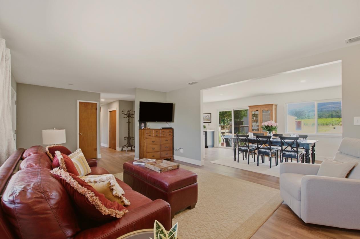 Rare Horse Property with Vineyard Views! - photo 5