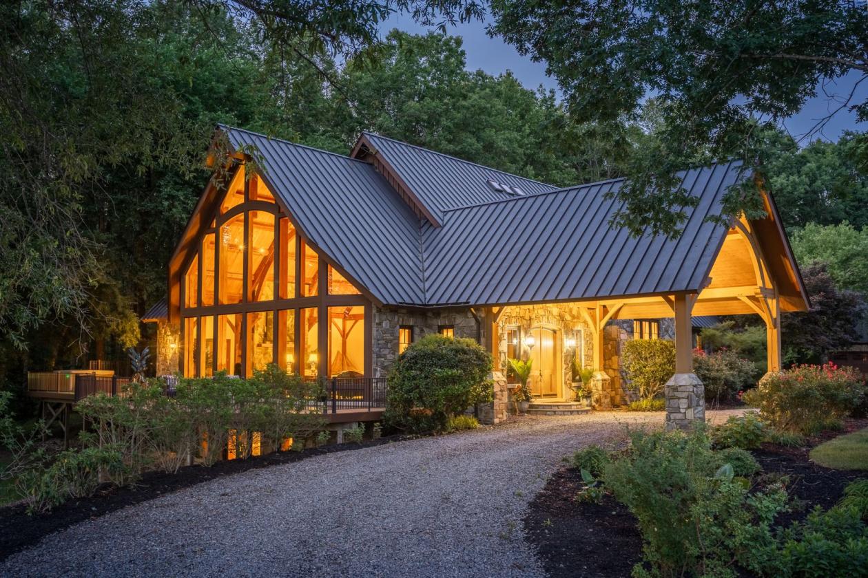 Stunning sunsets and unmatched amenities - photo 2