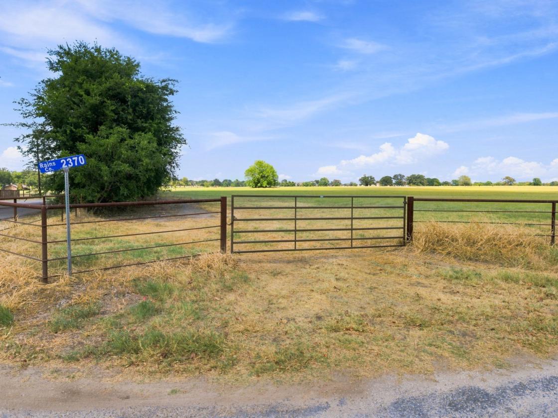 Wide-Open 18± Acres for Horses & Country Living - photo 16