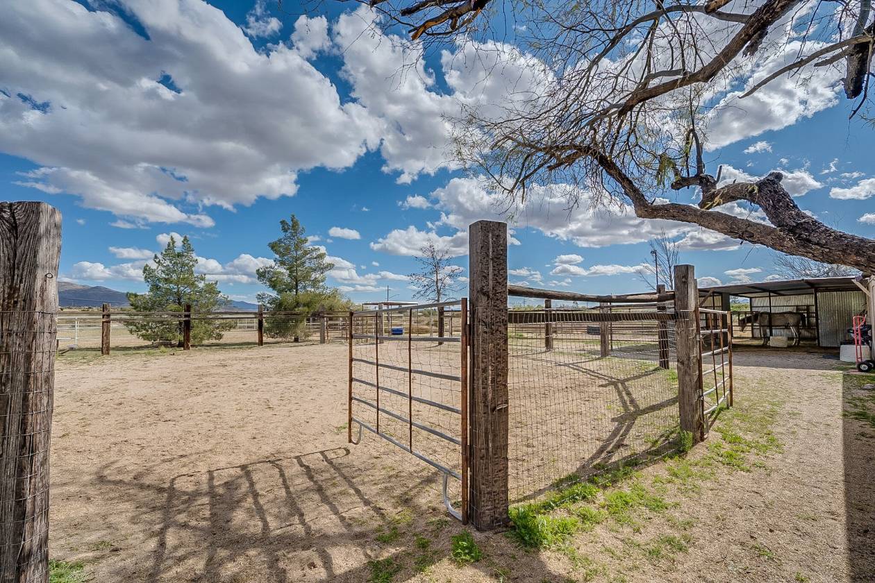 One of a Kind Equestrian Center Tucson, Pima County, Arizona