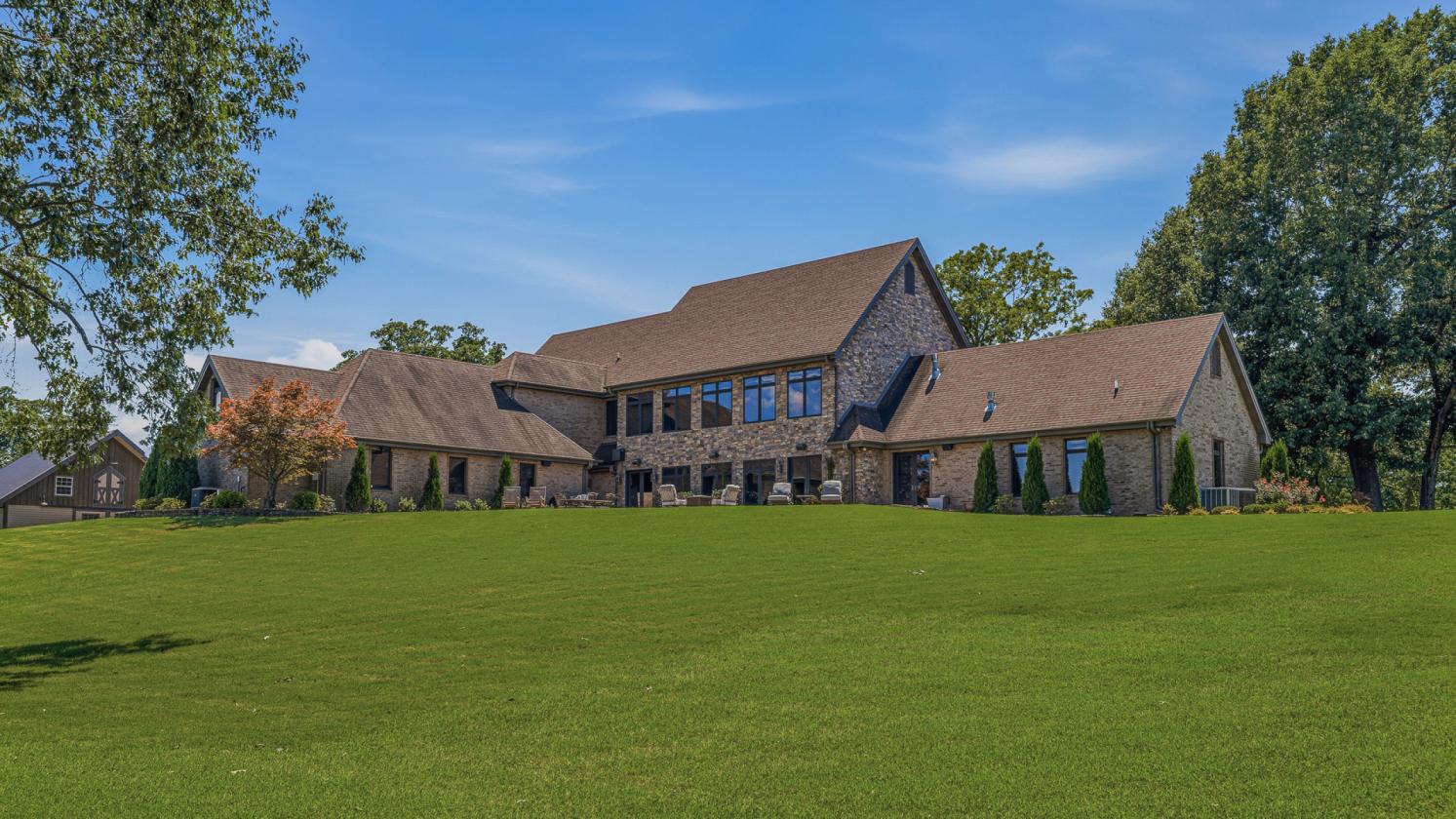 Modern Rustic Estate with Lake, Trails & Barn - photo 15