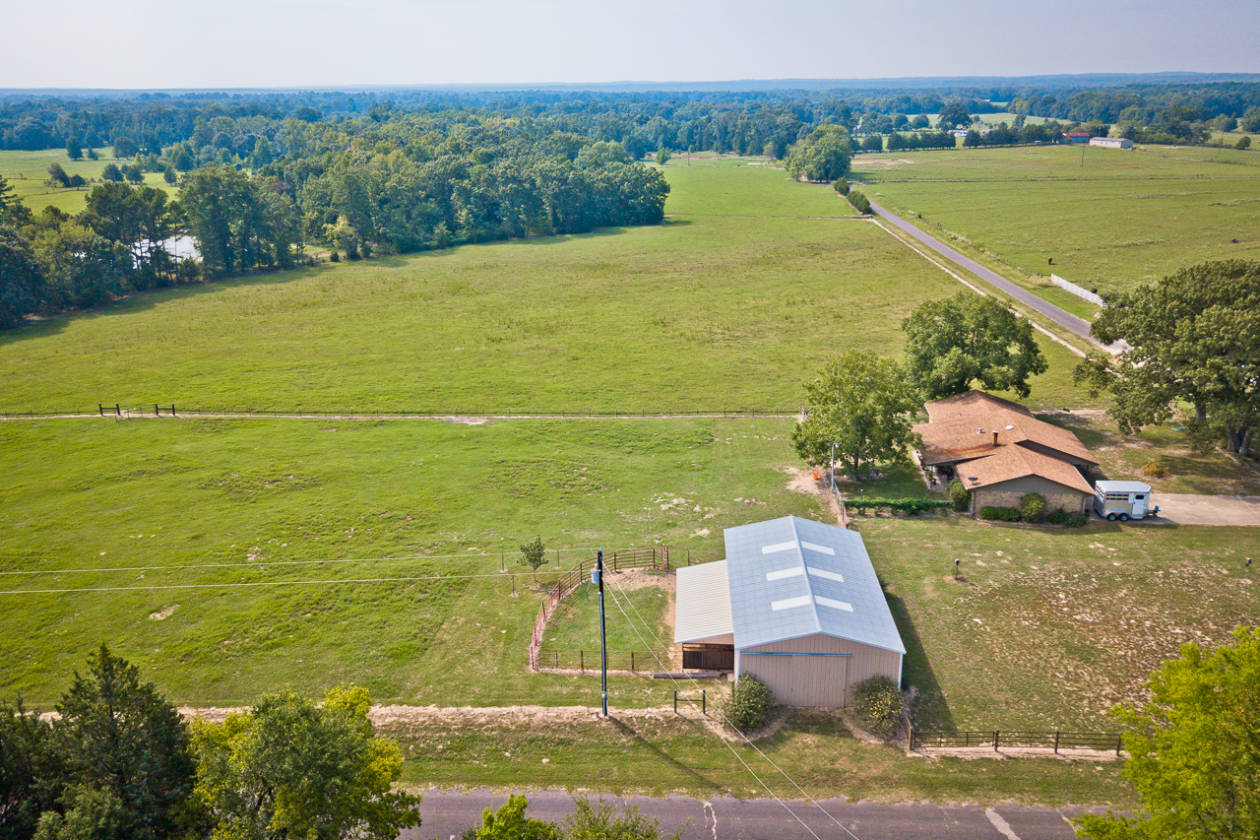 Hard to find small farm | Winnsboro, Wood County, Texas