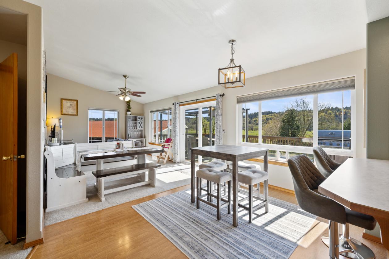 Large home & 18-acre ranch in Shelton, WA! - photo 15