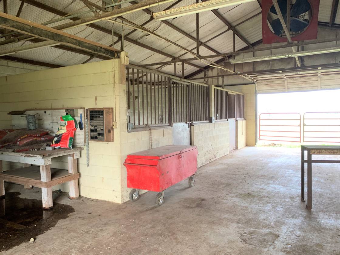 Oklahoma Horse Property Grove, Delaware County, Oklahoma