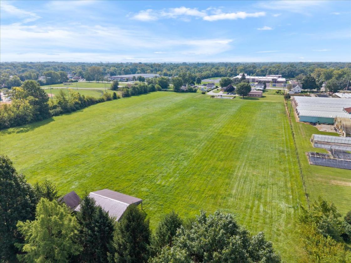 Horse Property Auction: 9.82± Acres, Two Barns - photo 1