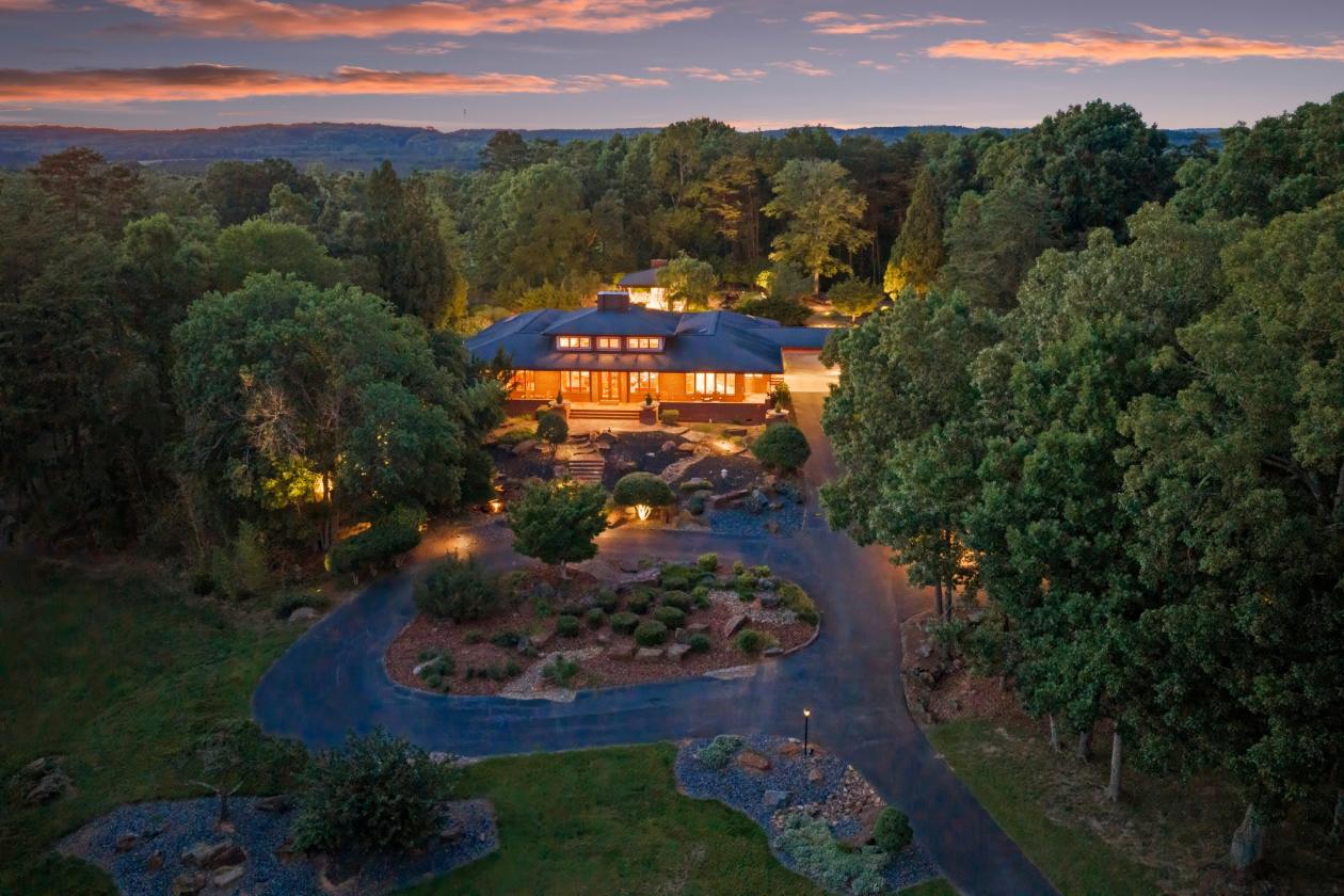 Equestrian Estate on 43 Acres - photo 3