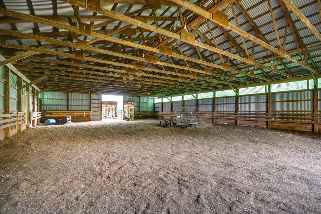 Investor's Special! Horse farm in Belleville, close to I-94 ...