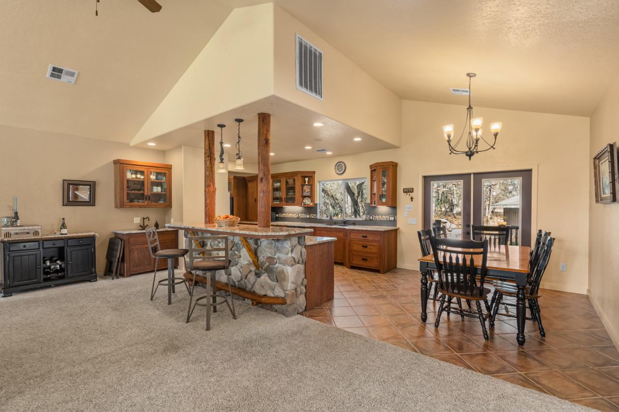 Amazing Horse Property in Southern Oregon - photo 19