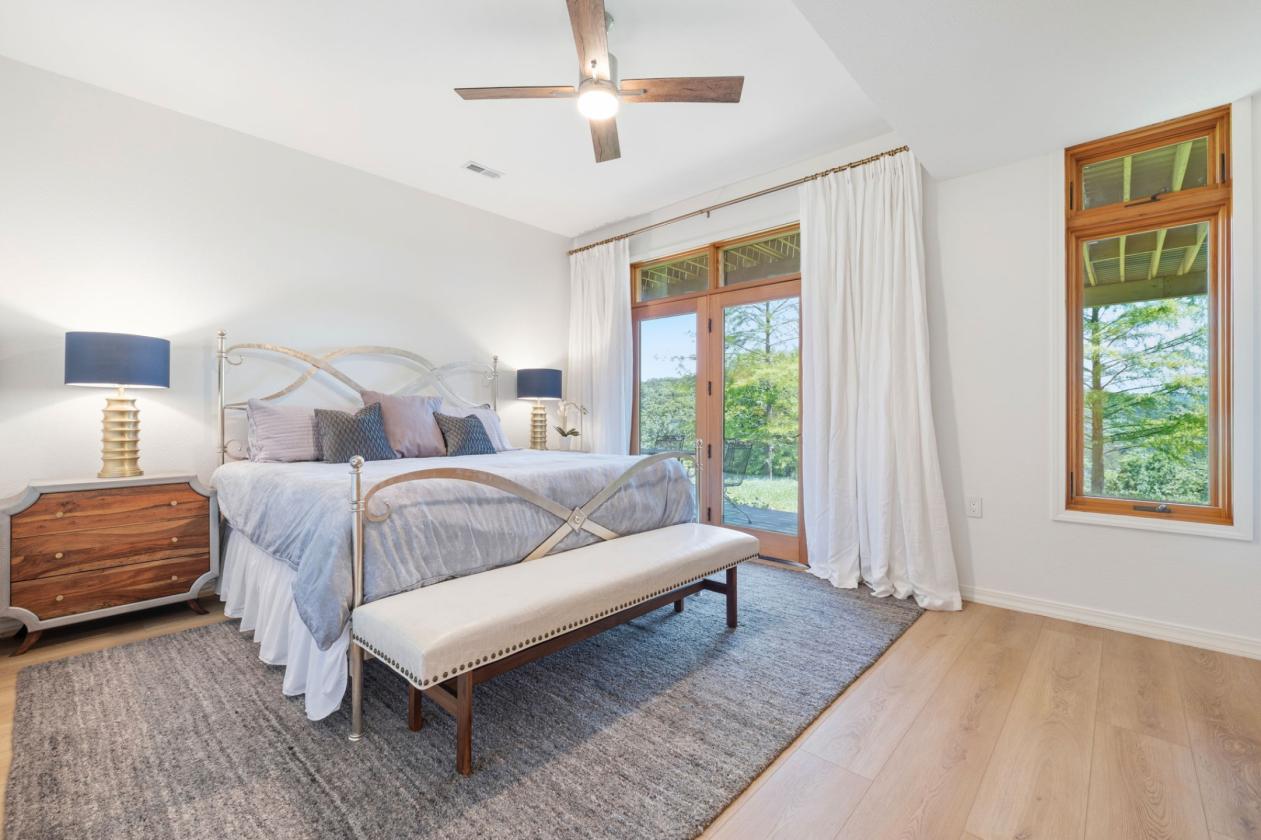 Remodeled Lakefront Horse Property with VIEWS! - photo 21
