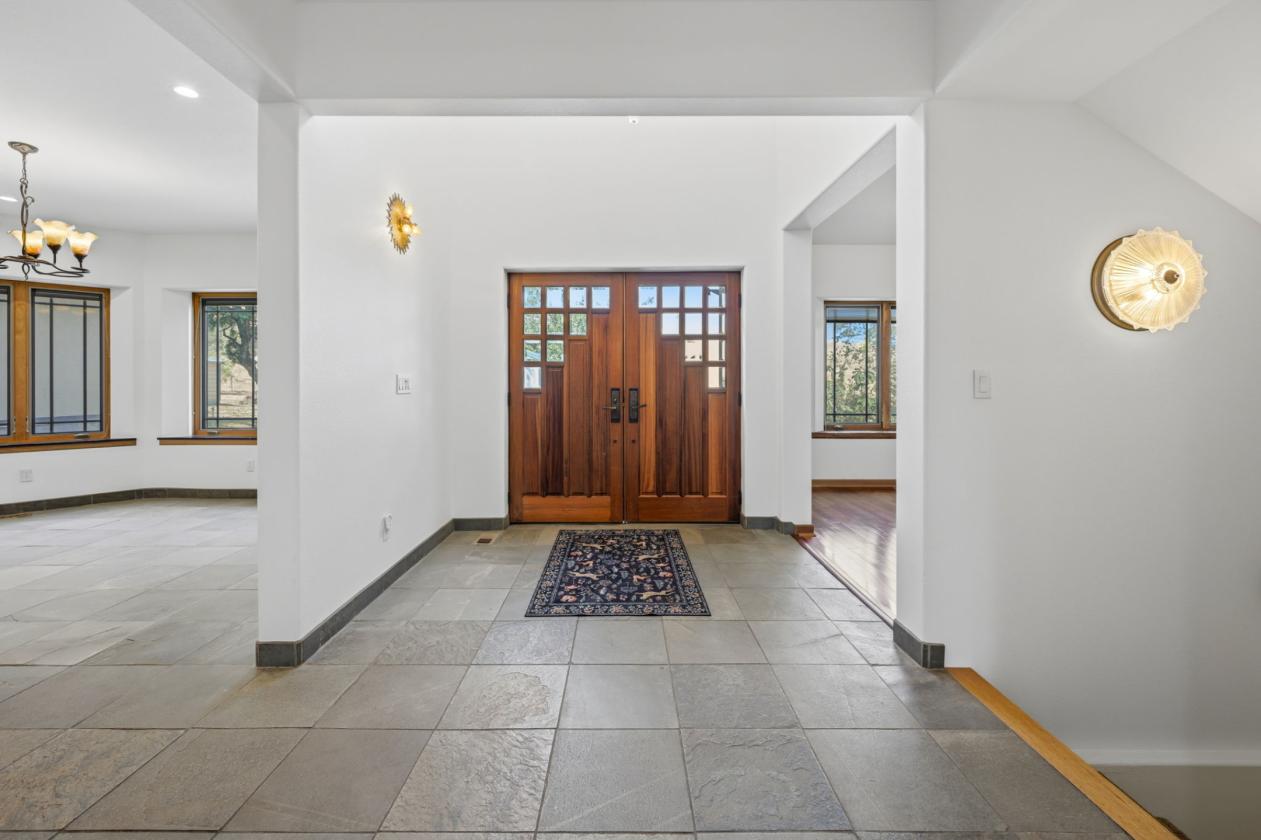 A home and property built for generations - photo 15