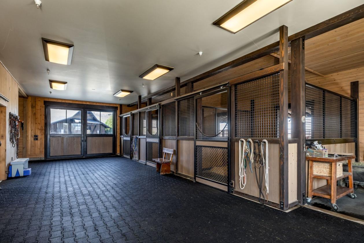 Extraordinary Equestrian Estate with Wasatch Mtn Views - photo 22