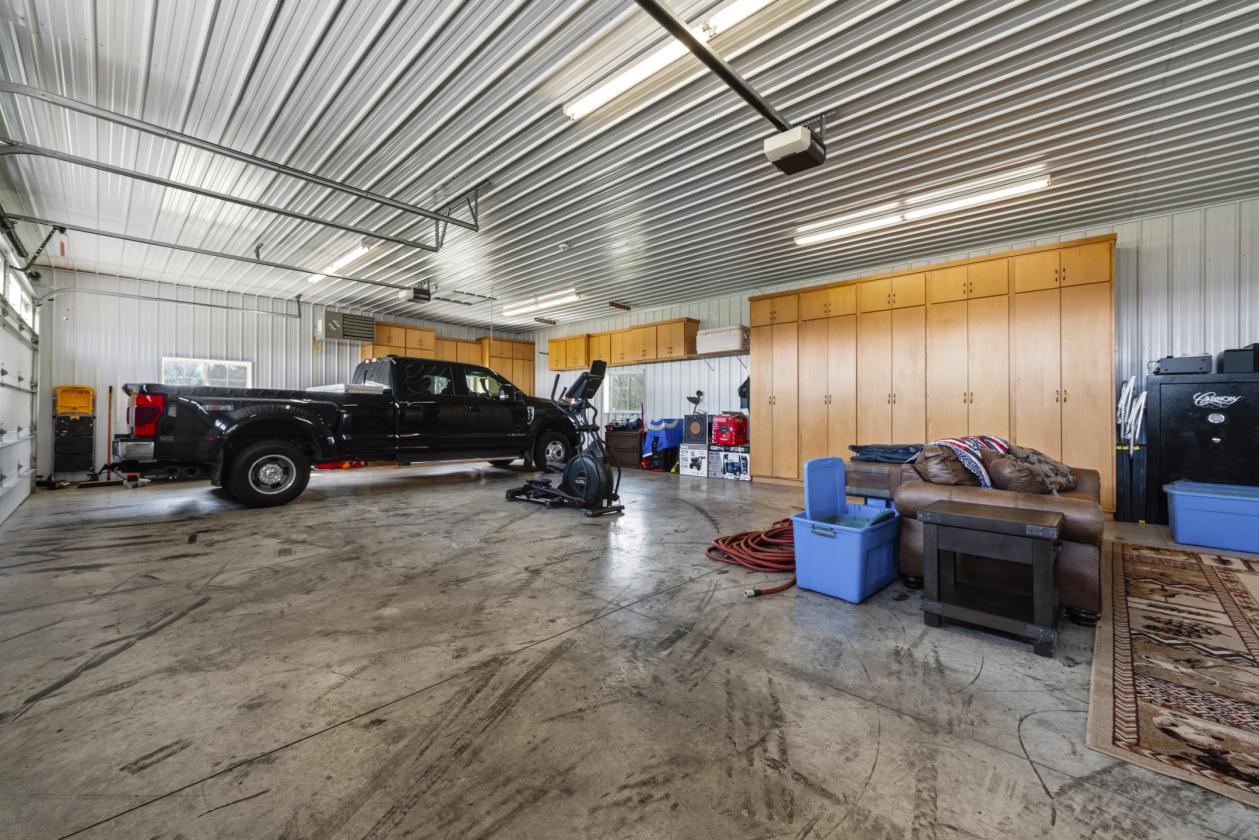 Peaceful Equestrian Estate with Dream Barn - photo 27