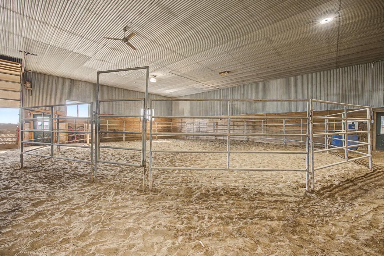 32-Stall Lakefront Equestrian Facility - photo 5
