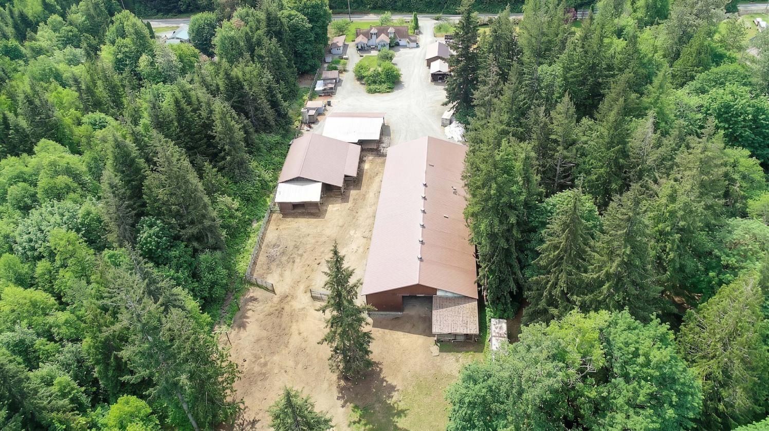Whitehorse Area Farm - 7.61 acres + Arena - photo 2