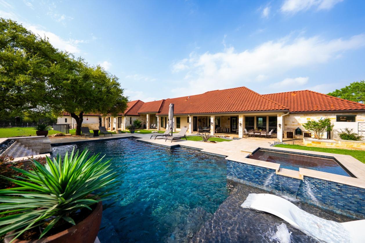 Texas hill country equestrian estate - photo 4