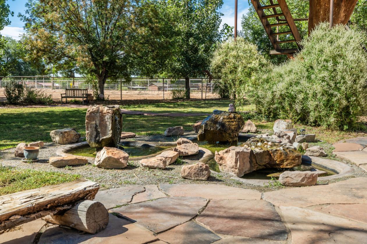 Refined Rural Living with Equestrian Facilities - photo 5