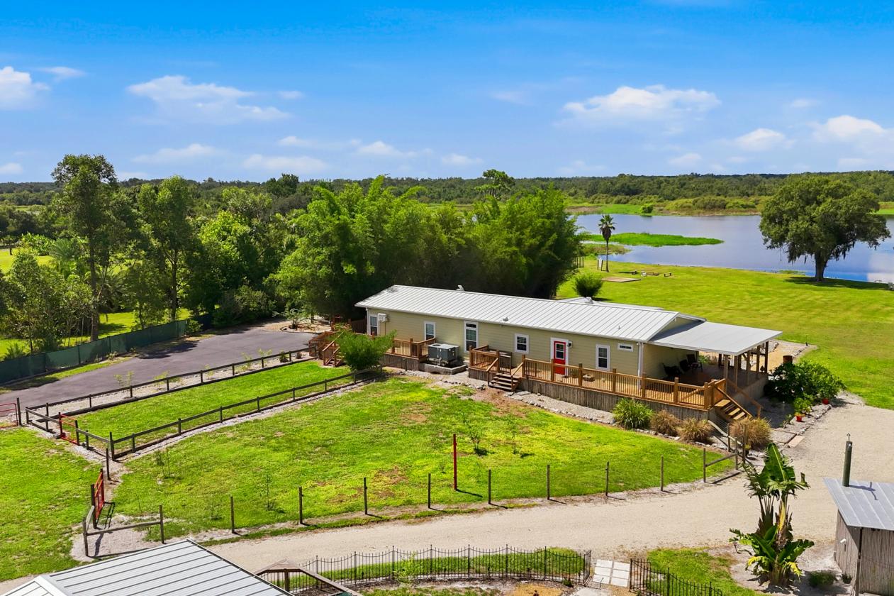 Myakka Waterfront - Income Producing Opportunity! - photo 8