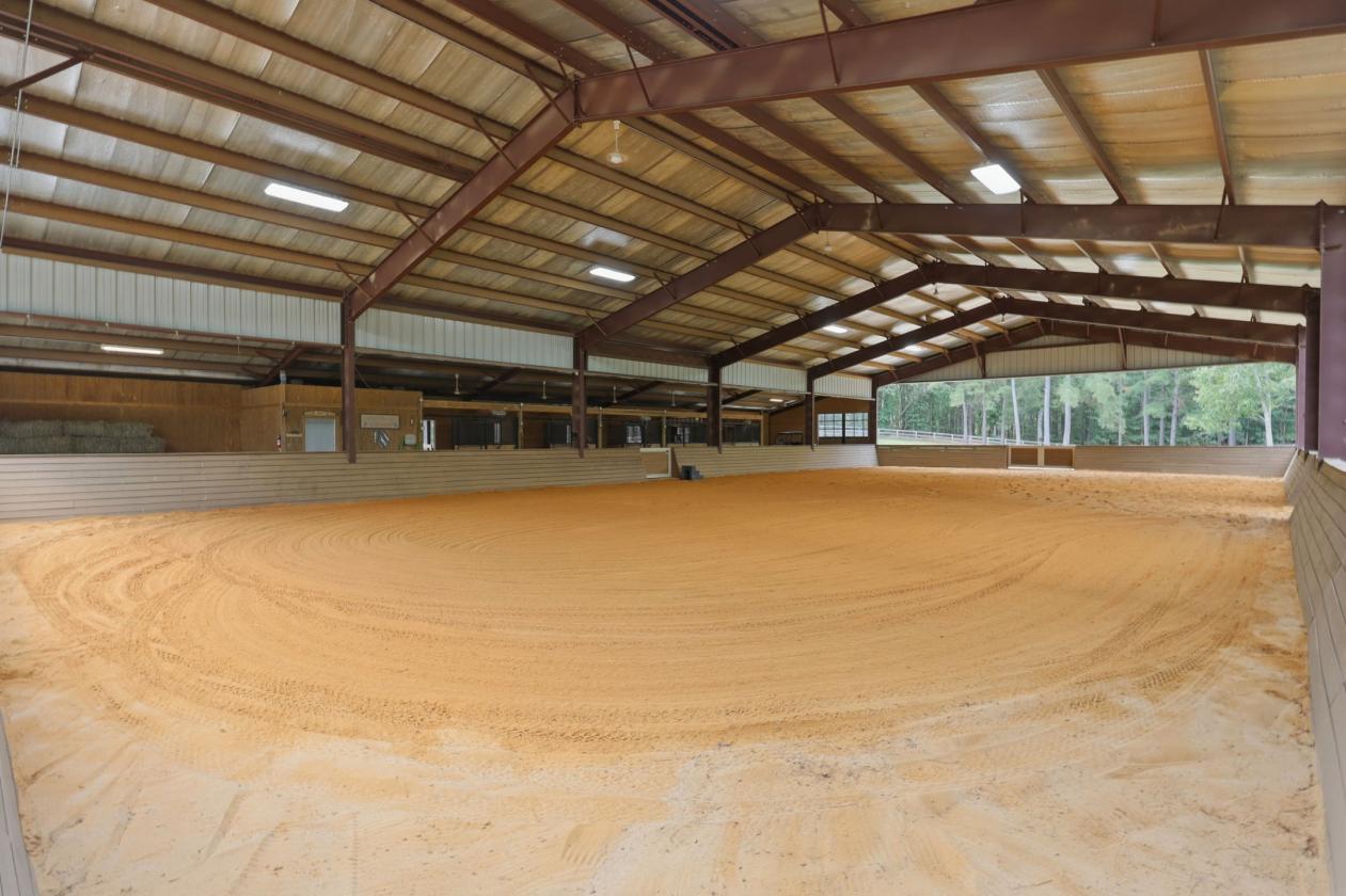 Luxury Equestrian Estate with Covered Arena - photo 3